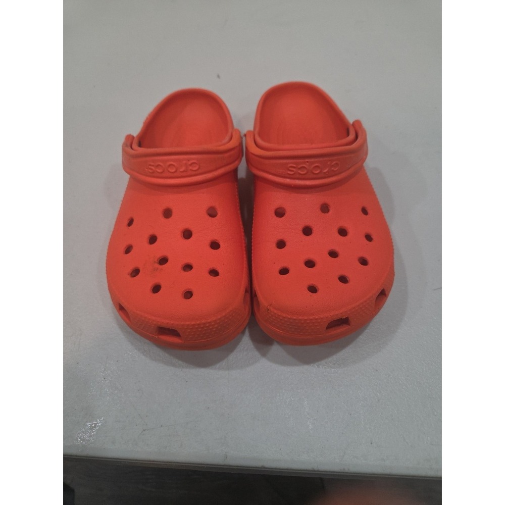 Crocs Classic Clogs Shoes Women's SZ 8  Men's SZ 6  Slip On Heel Strap
